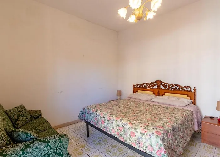 - 公寓 拉迪斯波利